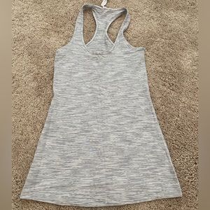 Women’s lululemon workout tank
